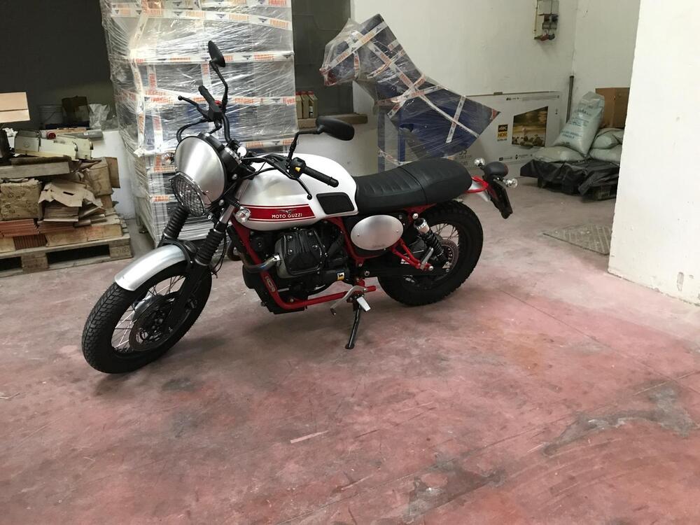 Moto Guzzi V7 II Stornello (2017 - 18)