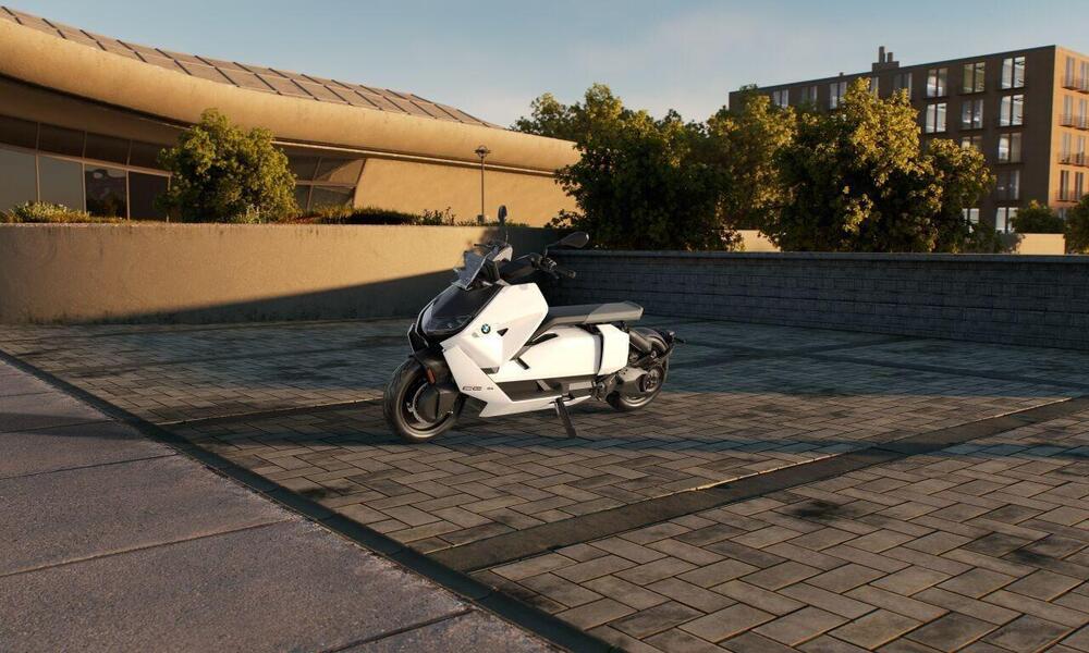 Bmw CE 04 (2021 - 25) (3)