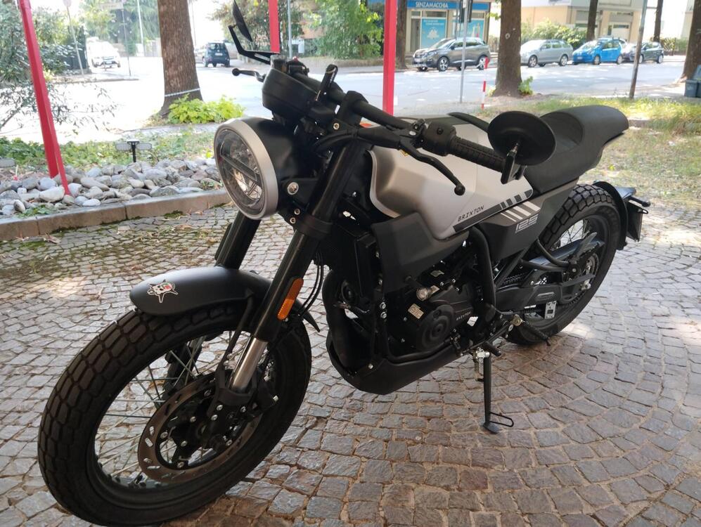 Brixton Motorcycles Crossfire 125 (2023 - 25) (2)