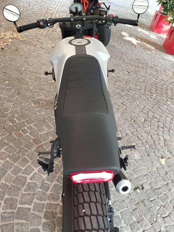 Brixton Motorcycles Crossfire 125 (2023 - 25) (5)