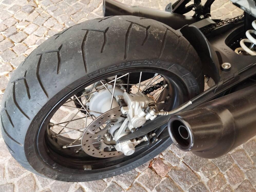 KTM 690 Supermoto (2)
