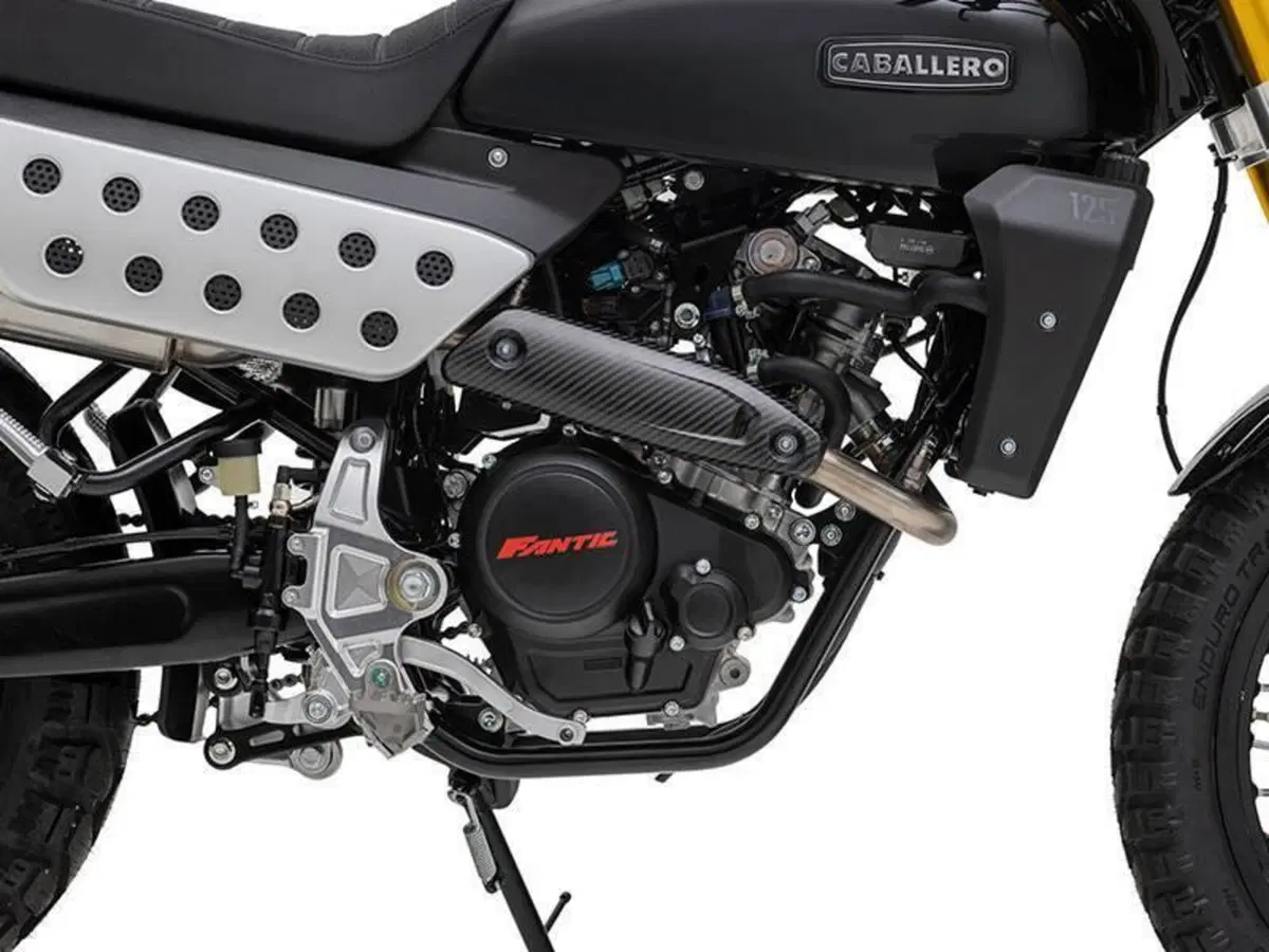 Fantic Motor Caballero 125 Scrambler (2025 - 26) (4)