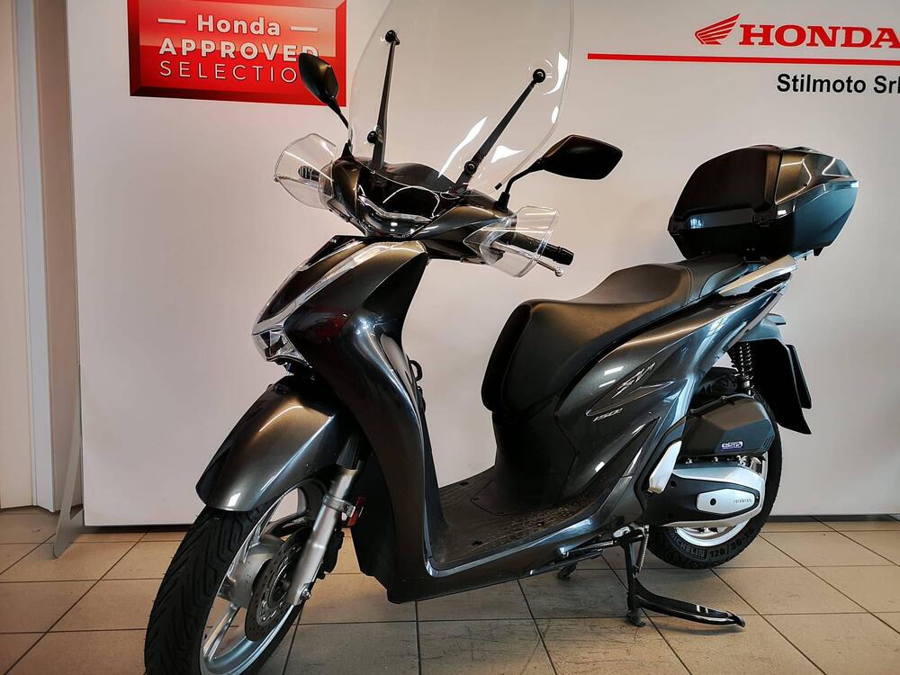 Honda SH 150i (2020 - 25) (2)
