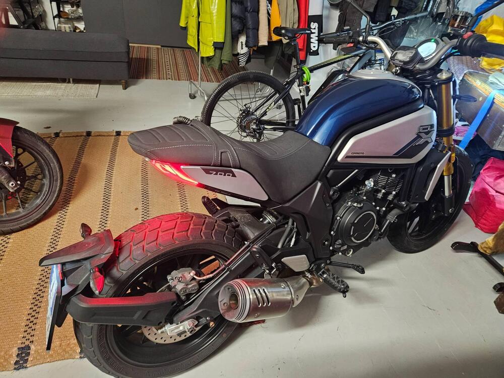 CFMOTO 700CL-X Heritage (2021 - 25) (3)