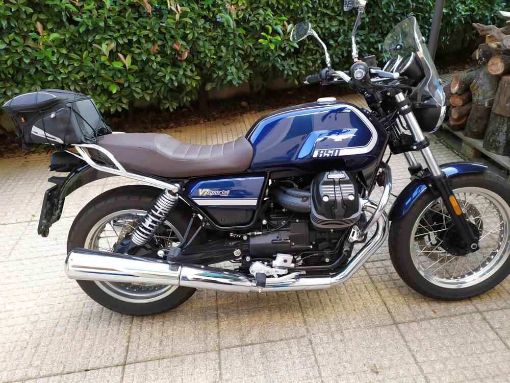 Moto Guzzi V7 Special (2021 - 24)