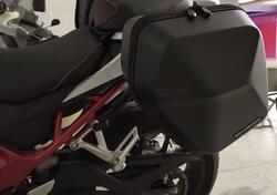 Honda CB 750 Hornet (2023 - 24) usata