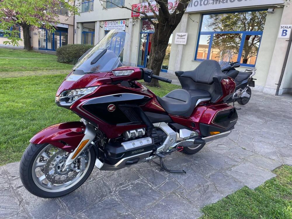 Honda GL 1800 Gold Wing Tour DTC (2018 - 20) (2)