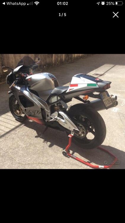 Aprilia RSV 1000 (2002)