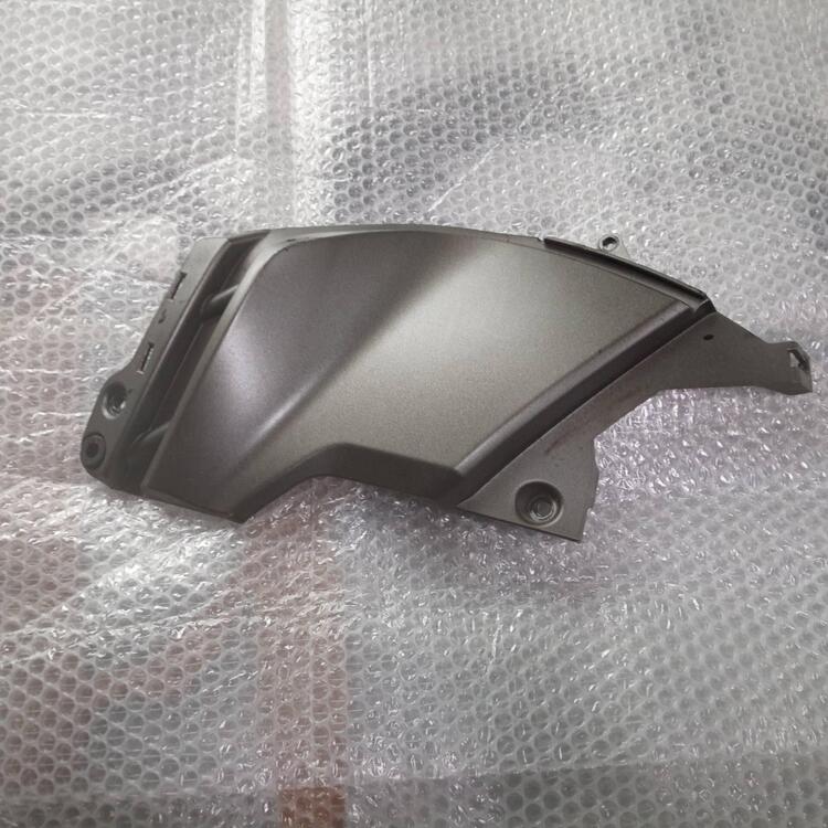 Carenatura Aprilia Mana850 (2)