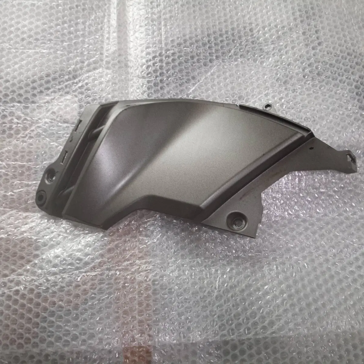 Carenatura Aprilia Mana850 (2)