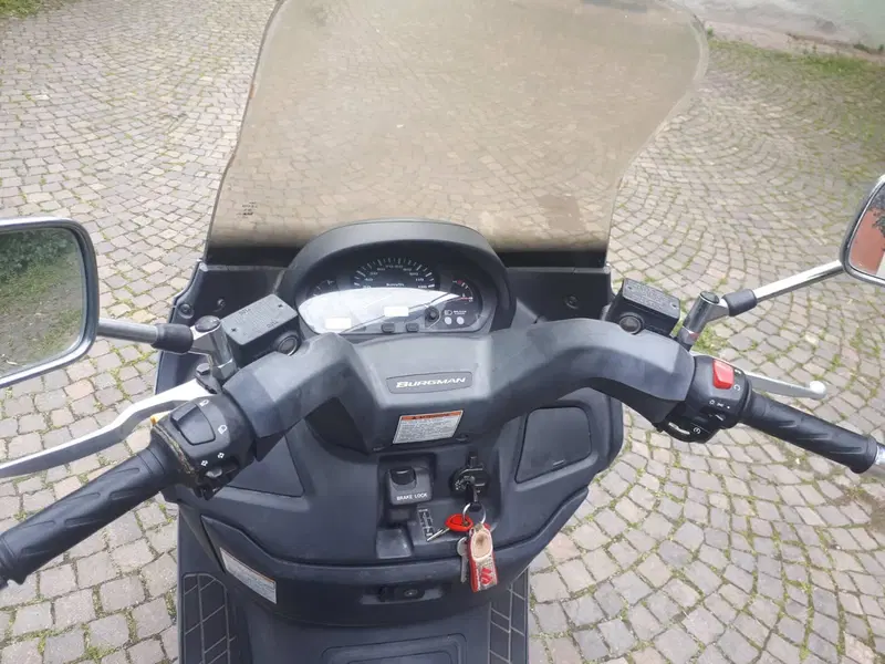 Suzuki Burgman AN 250 (2001 - 03) (5)
