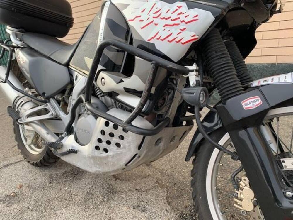 Honda Africa Twin XRV 750 (1996 - 02) (3)