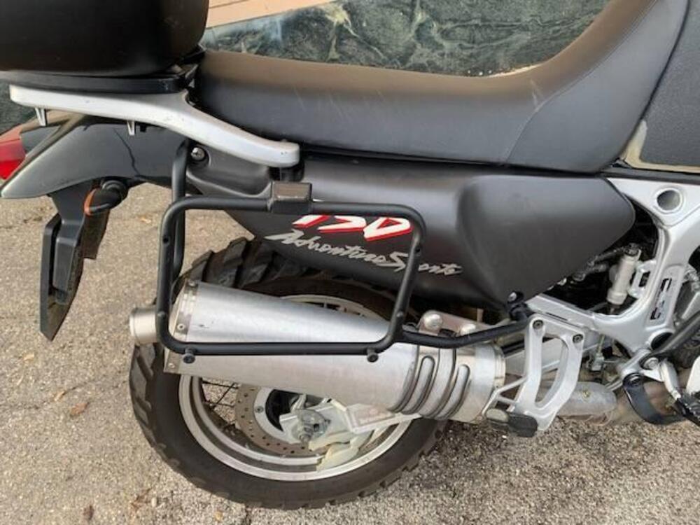 Honda Africa Twin XRV 750 (1996 - 02) (4)