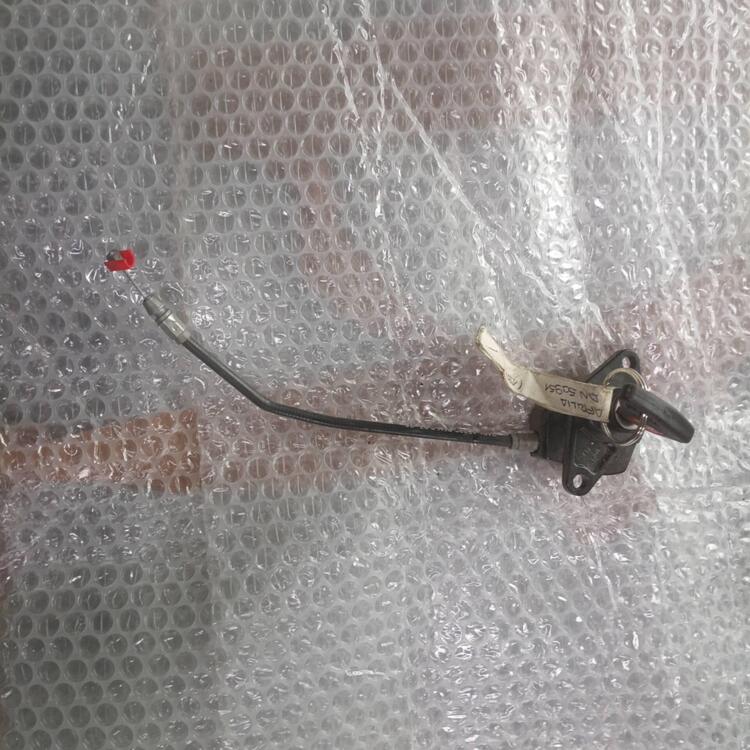 Serratura sella Aprilia Mana 850