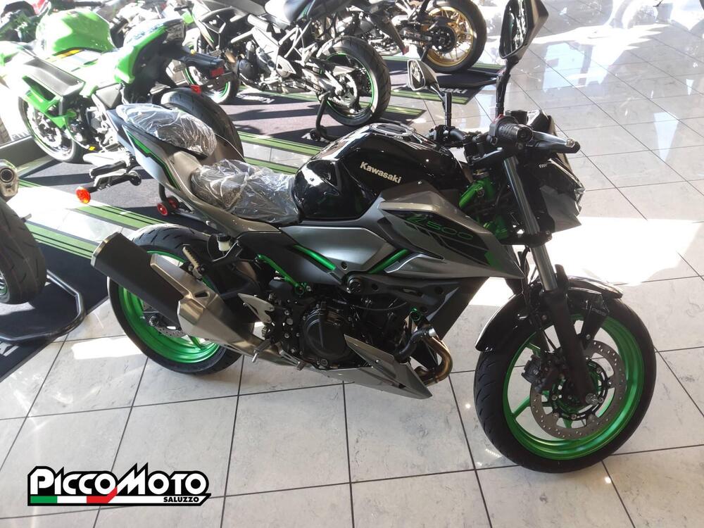 Kawasaki Z 500 SE (2024 - 25) (2)