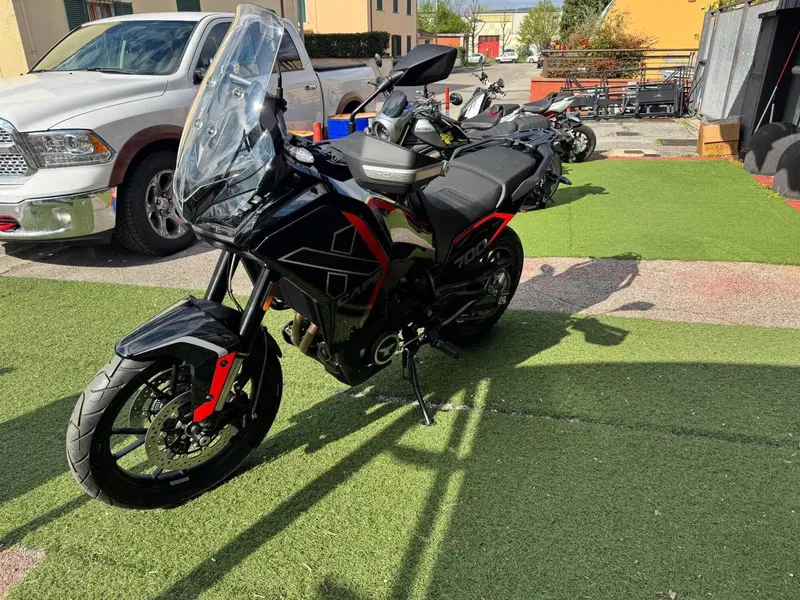 Moto Morini X-Cape 700 (2025 - 26) (3)