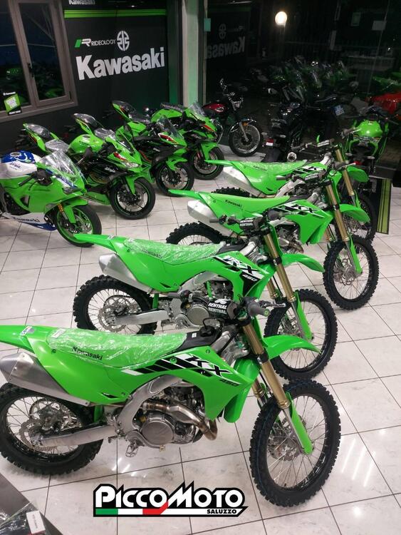 Kawasaki KX 450 (2025) (5)
