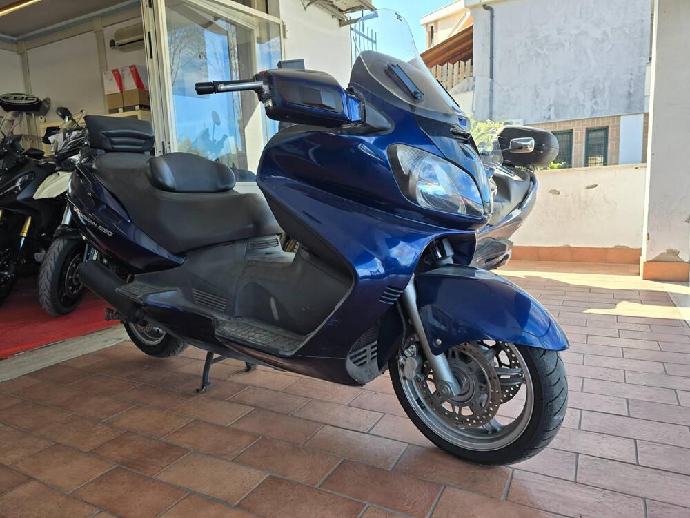 Suzuki Burgman AN 650 (2002 - 03) (4)