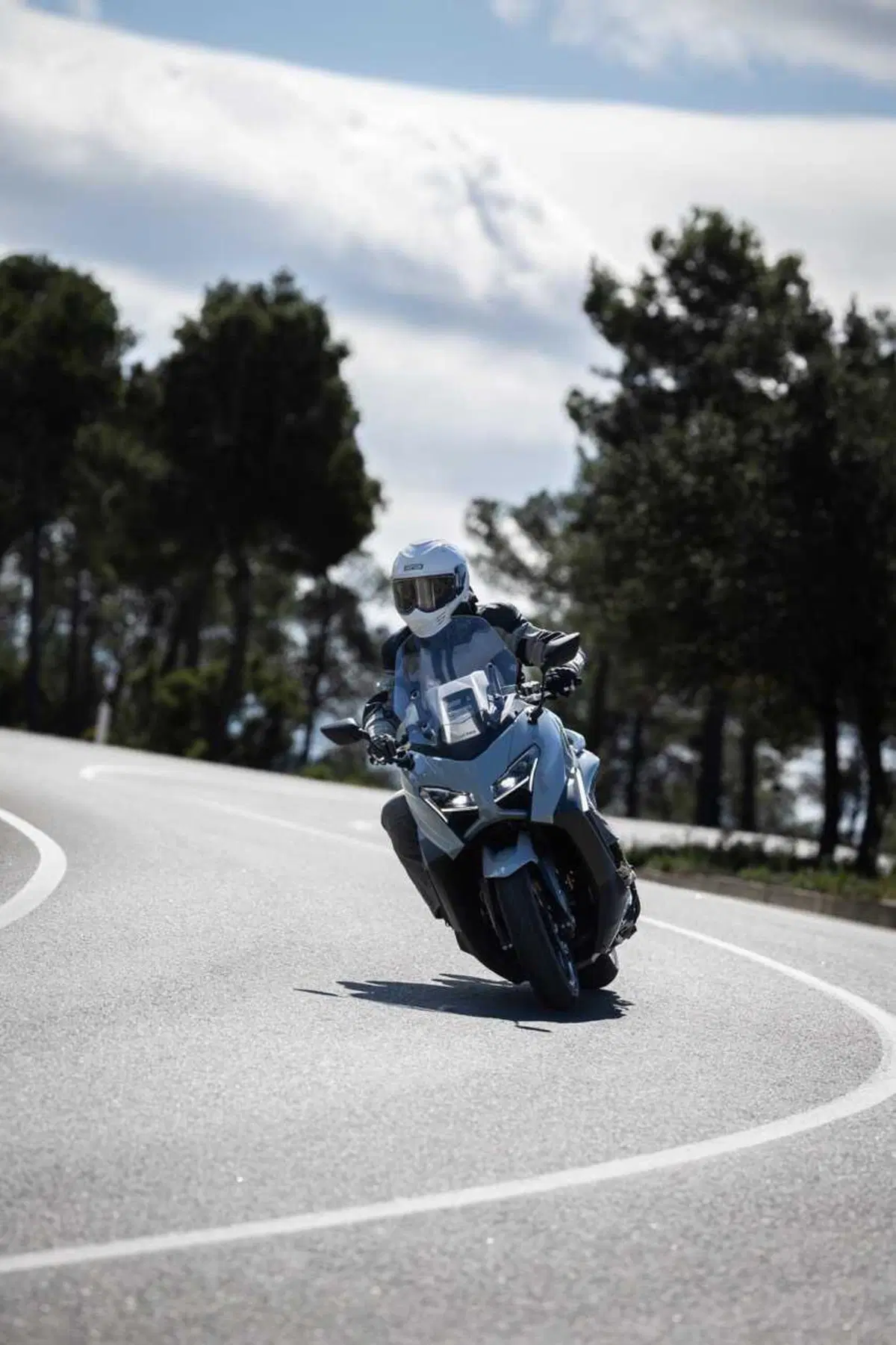 Questione di fede. Abbiamo provato il nuovo TMax Tech Max 2025 TEST [VIDEO] (15)