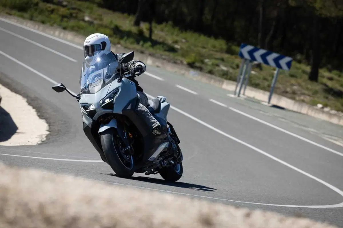 Questione di fede. Abbiamo provato il nuovo TMax Tech Max 2025 TEST [VIDEO] (20)