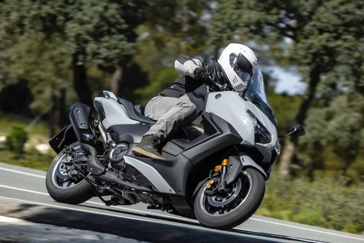Questione di fede. Abbiamo provato il nuovo TMax Tech Max 2025 TEST [VIDEO] (25)