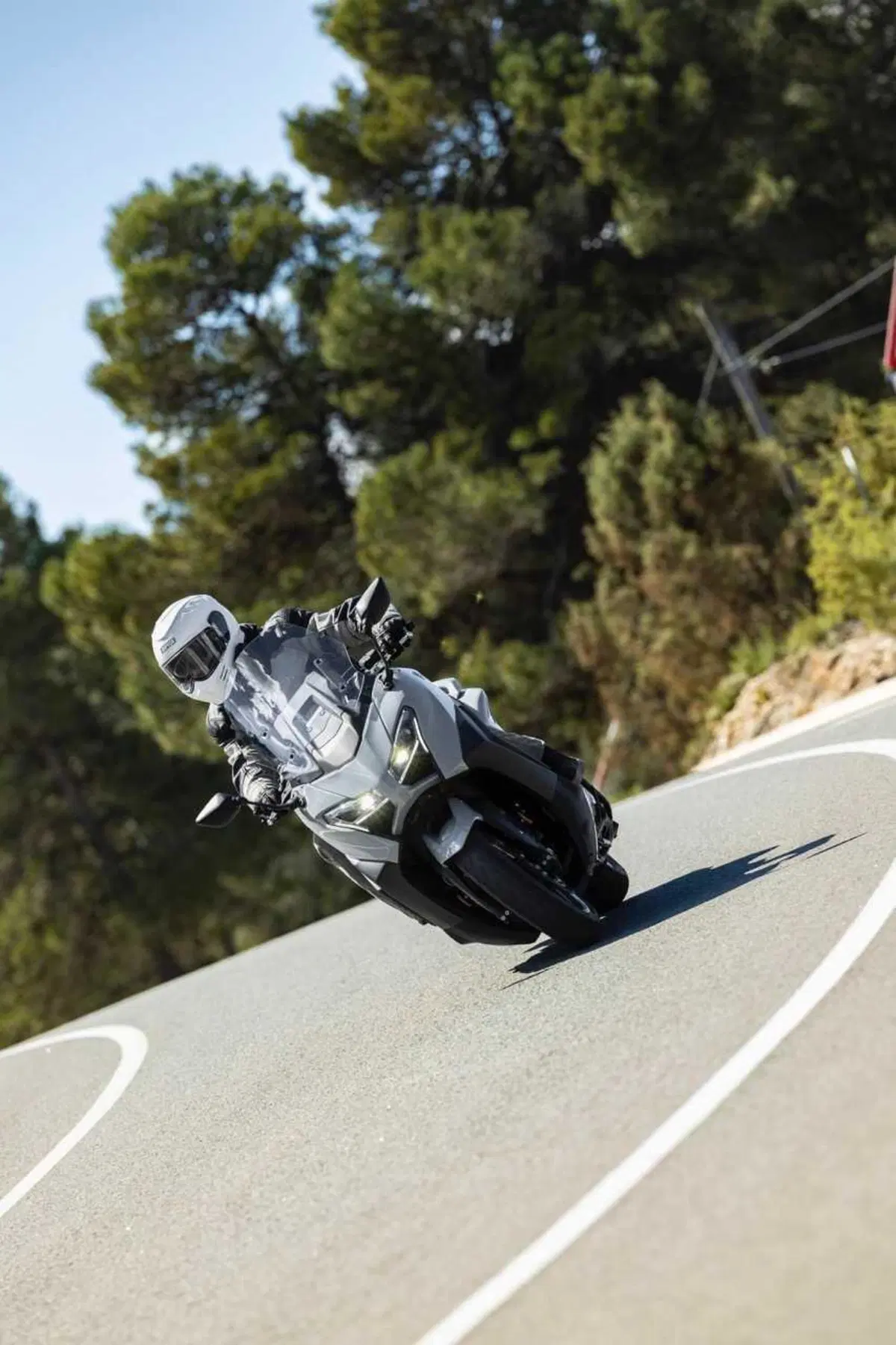 Questione di fede. Abbiamo provato il nuovo TMax Tech Max 2025 TEST [VIDEO] (38)
