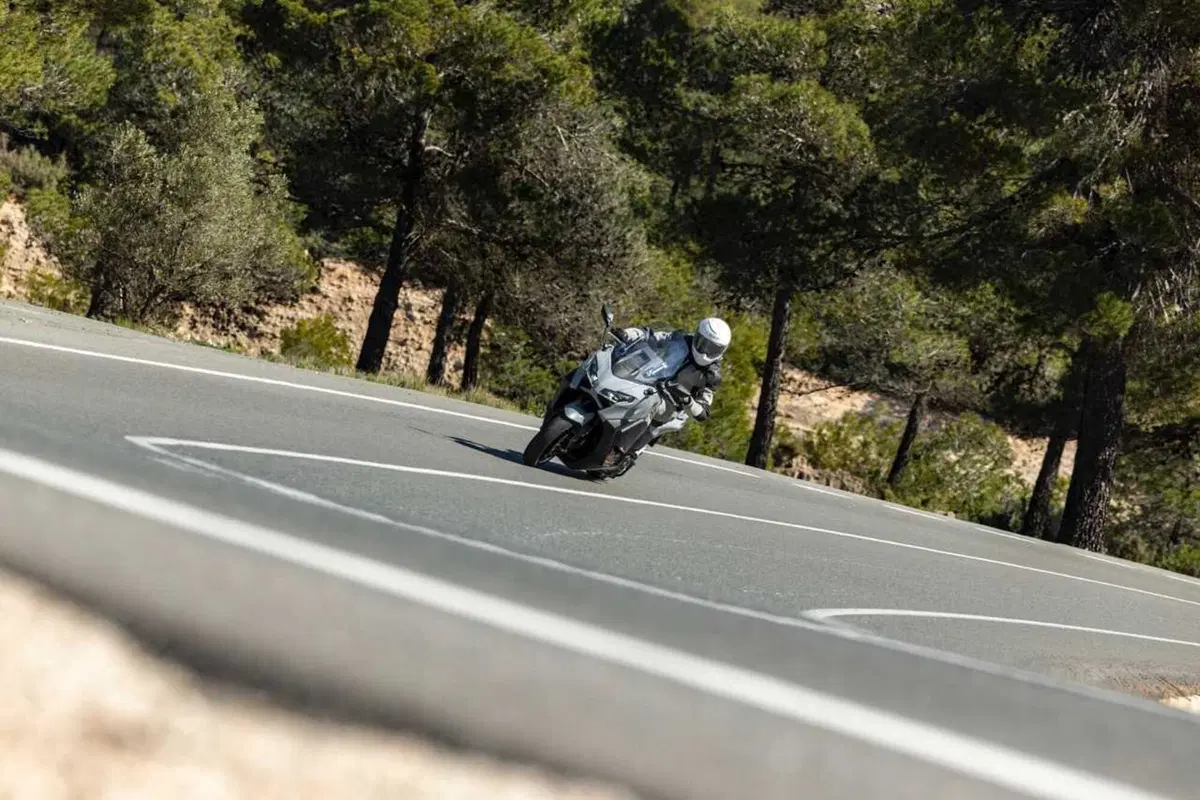 Questione di fede. Abbiamo provato il nuovo TMax Tech Max 2025 TEST [VIDEO] (42)