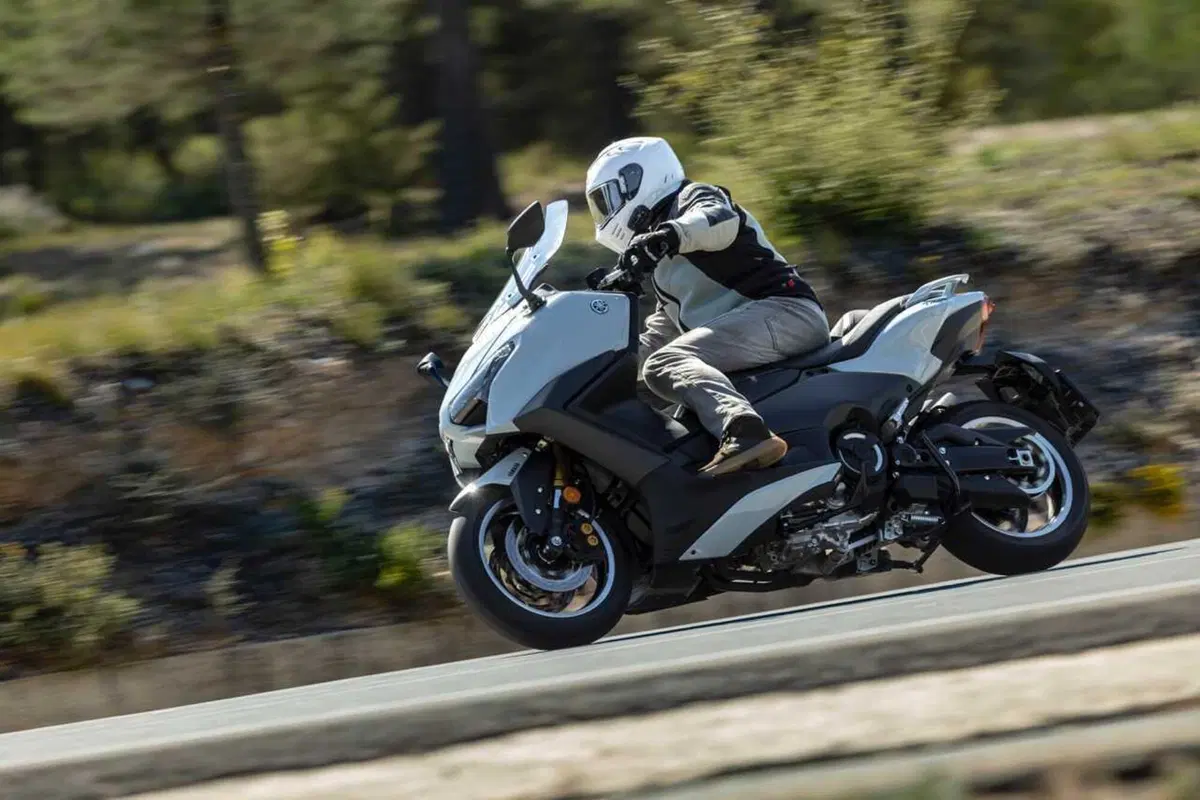 Questione di fede. Abbiamo provato il nuovo TMax Tech Max 2025 TEST [VIDEO] (45)