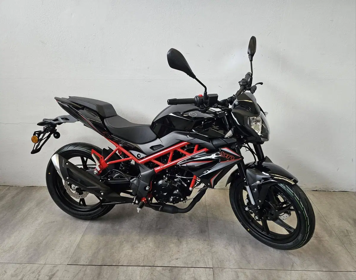 Benelli BN 125 (2021 - 25)