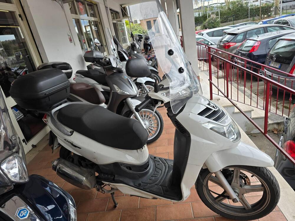 Peugeot LXR 200 (2009 - 14) (4)