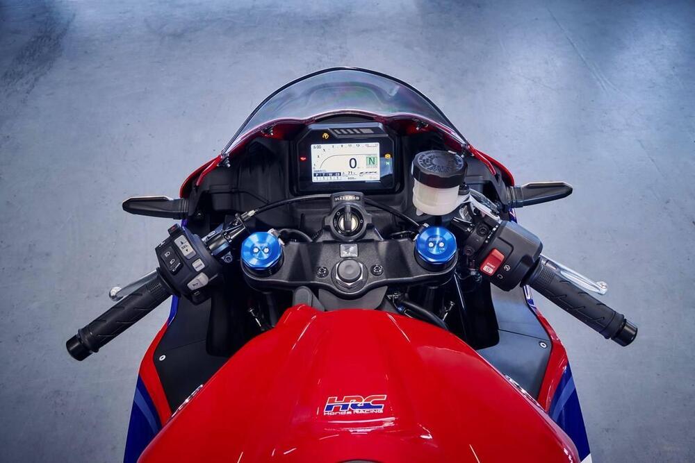 Honda CBR 600 RR (2024 - 25) (5)