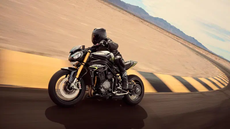 Triumph: Open Weekend sabato 12 e domenica 13 aprile