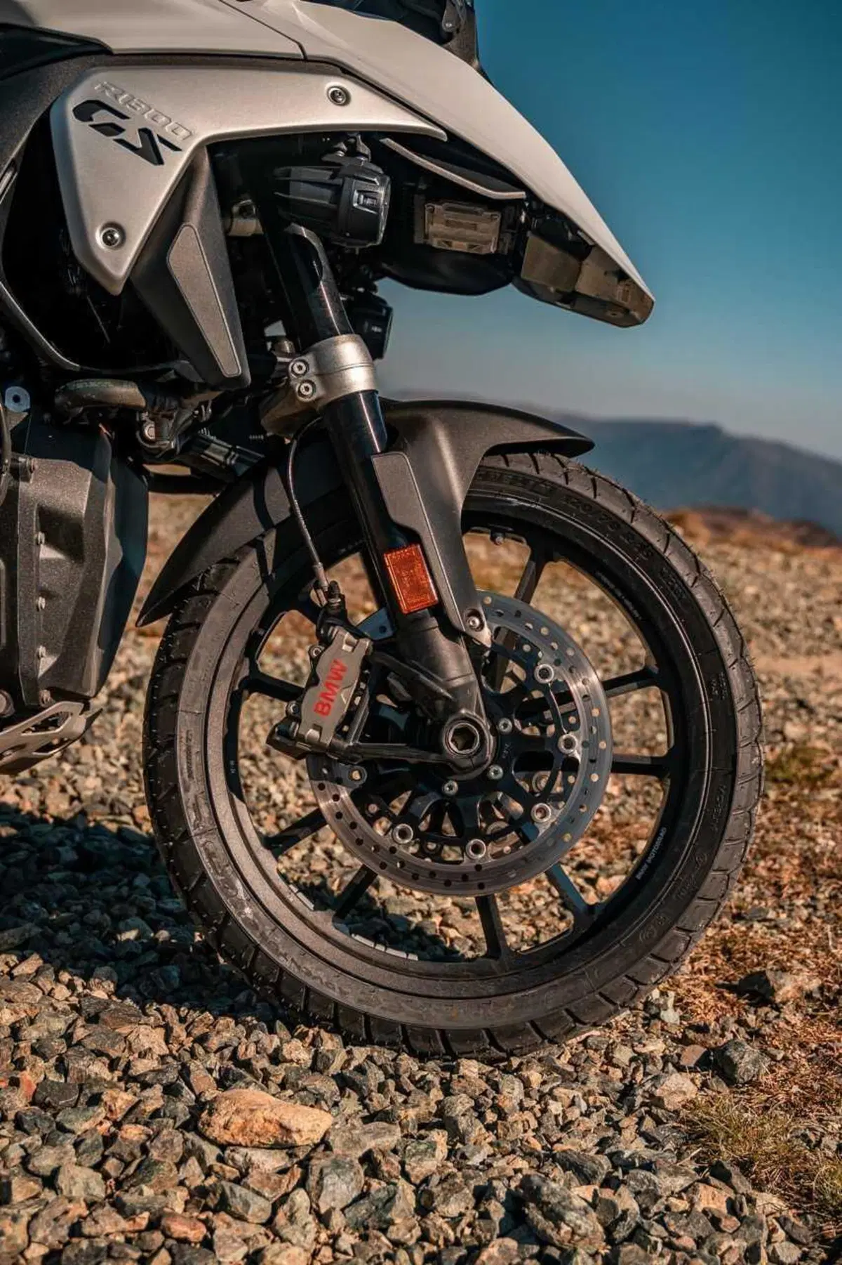 Scambieresti una BMW R 1300 GS con tre Benelli TRK 702X? Comparativa tra le due best-seller! [VIDEO] (12)