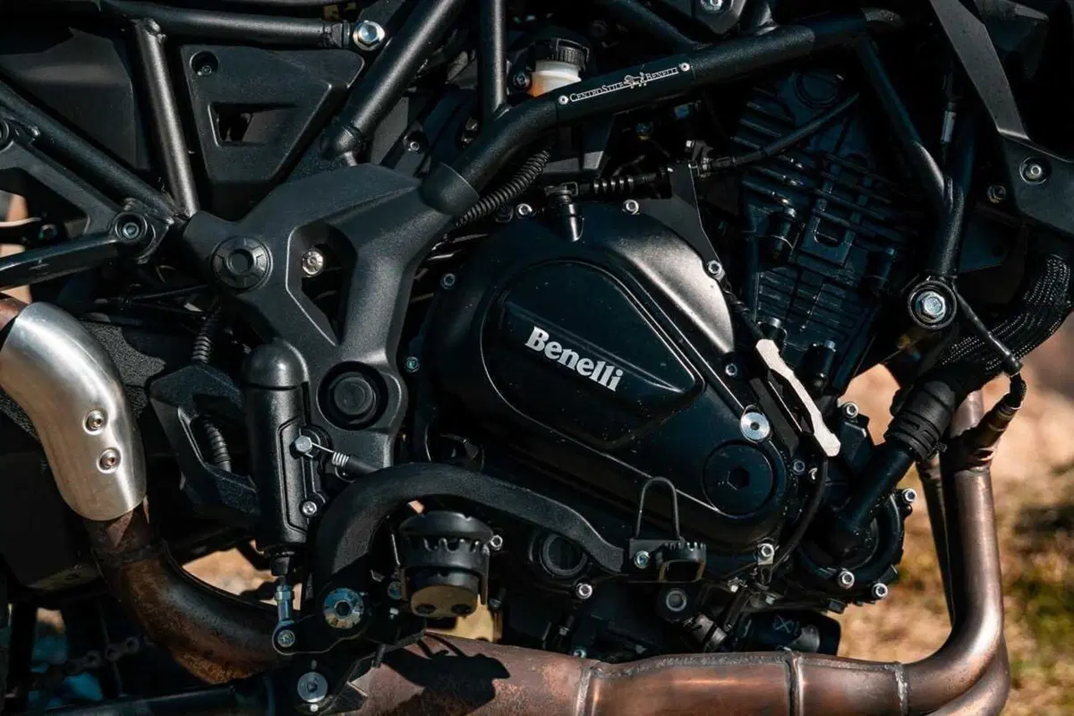 Scambieresti una BMW R 1300 GS con tre Benelli TRK 702X? Comparativa tra le due best-seller! [VIDEO] (29)