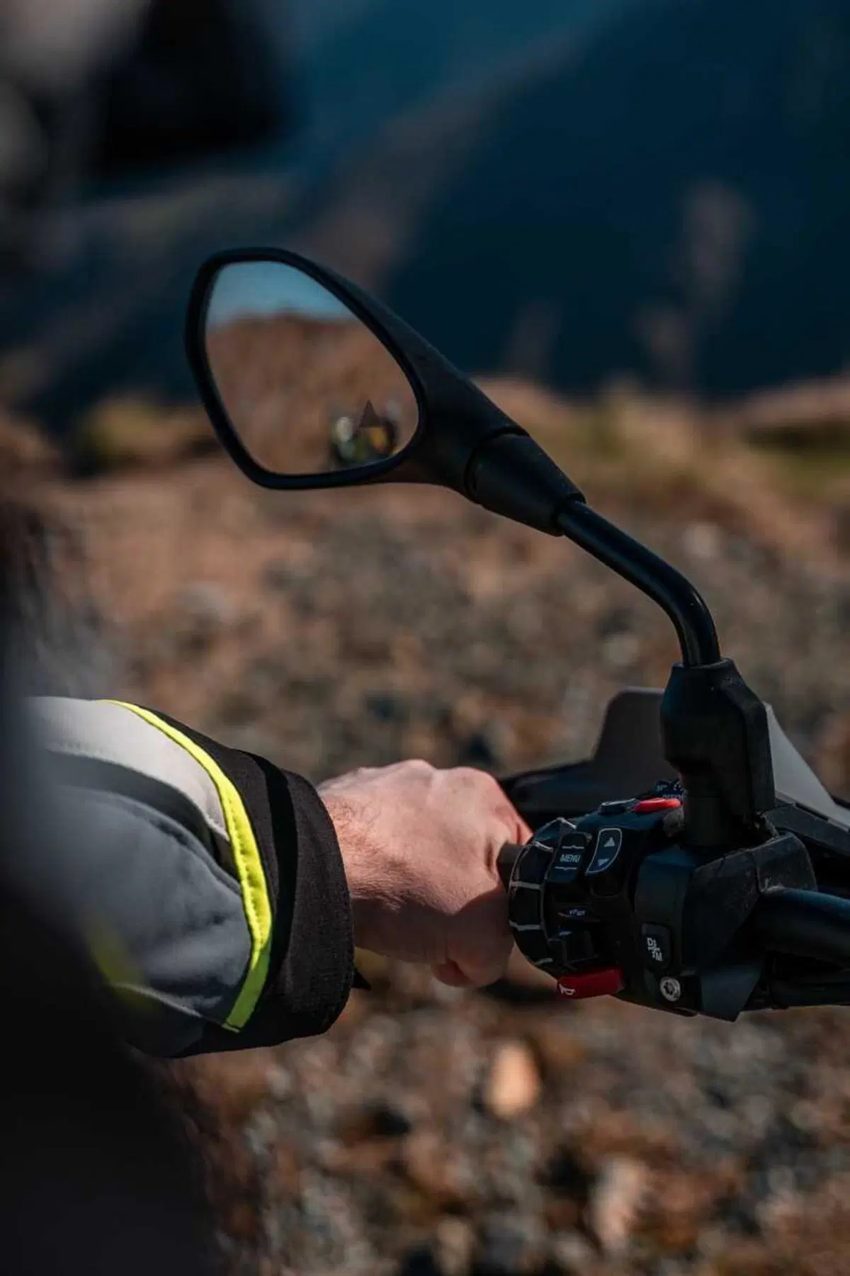 Scambieresti una BMW R 1300 GS con tre Benelli TRK 702X? Comparativa tra le due best-seller! [VIDEO] (45)