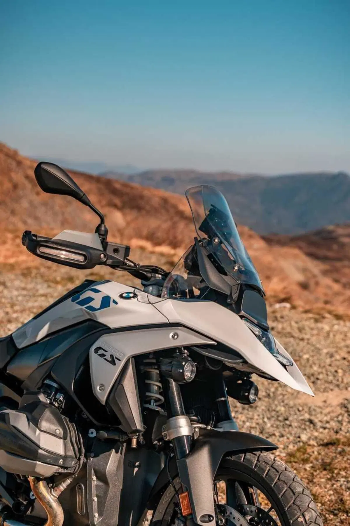 Scambieresti una BMW R 1300 GS con tre Benelli TRK 702X? Comparativa tra le due best-seller! [VIDEO] (63)