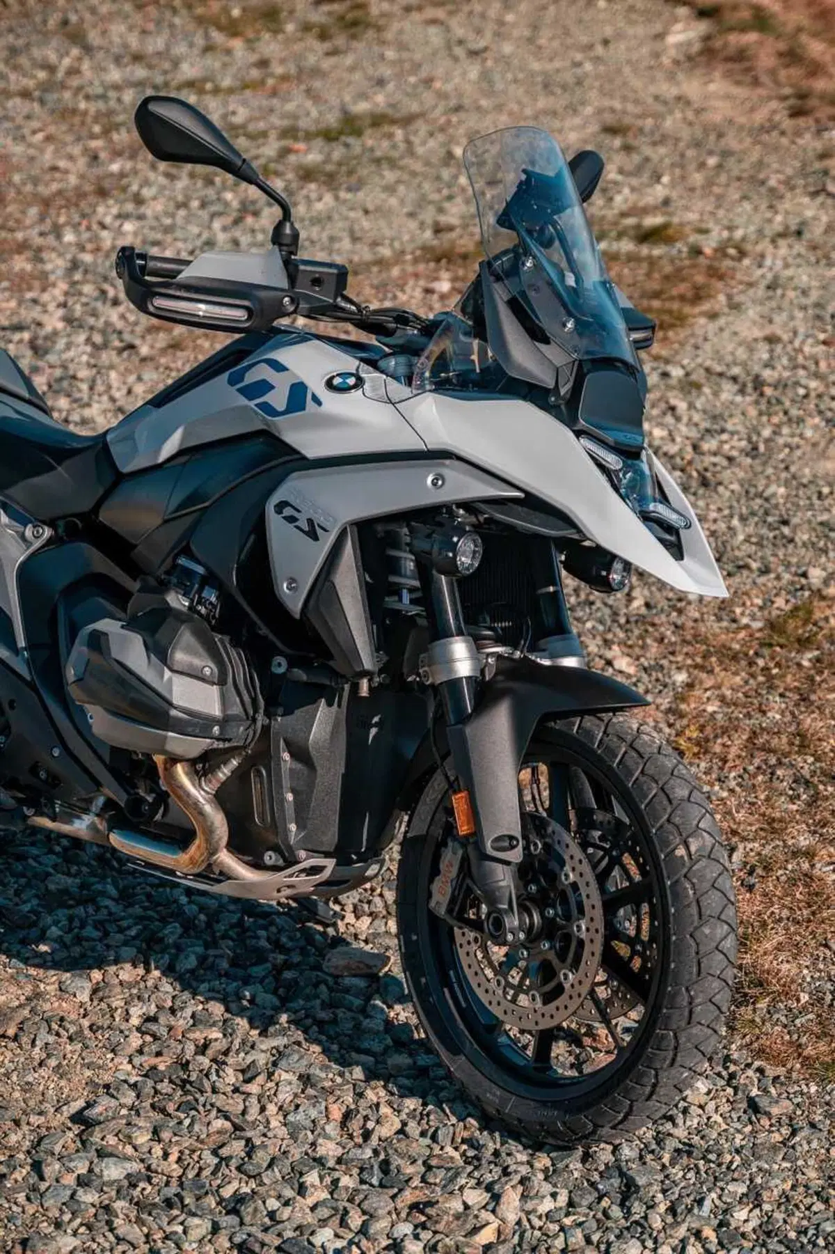 Scambieresti una BMW R 1300 GS con tre Benelli TRK 702X? Comparativa tra le due best-seller! [VIDEO] (64)