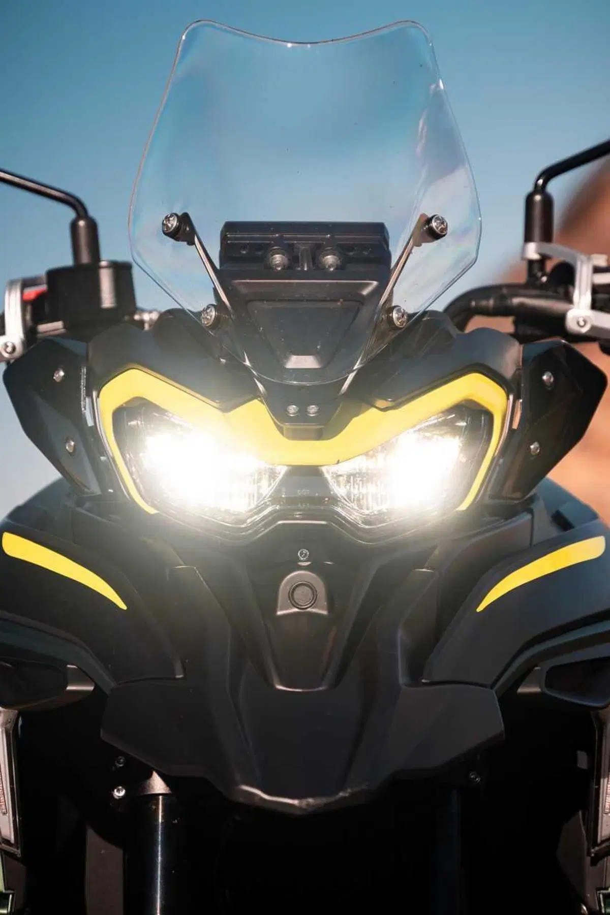 Scambieresti una BMW R 1300 GS con tre Benelli TRK 702X? Comparativa tra le due best-seller! [VIDEO] (77)