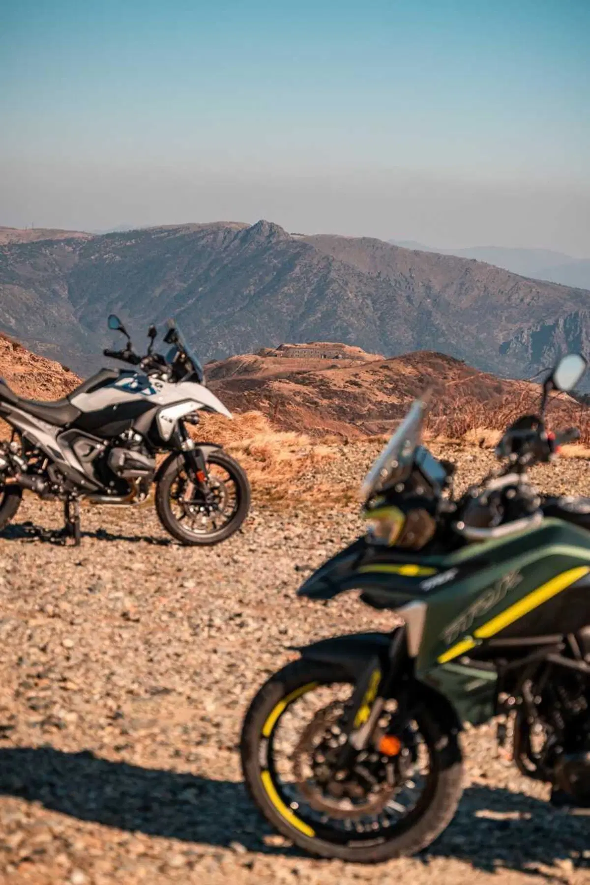Scambieresti una BMW R 1300 GS con tre Benelli TRK 702X? Comparativa tra le due best-seller! [VIDEO] (94)