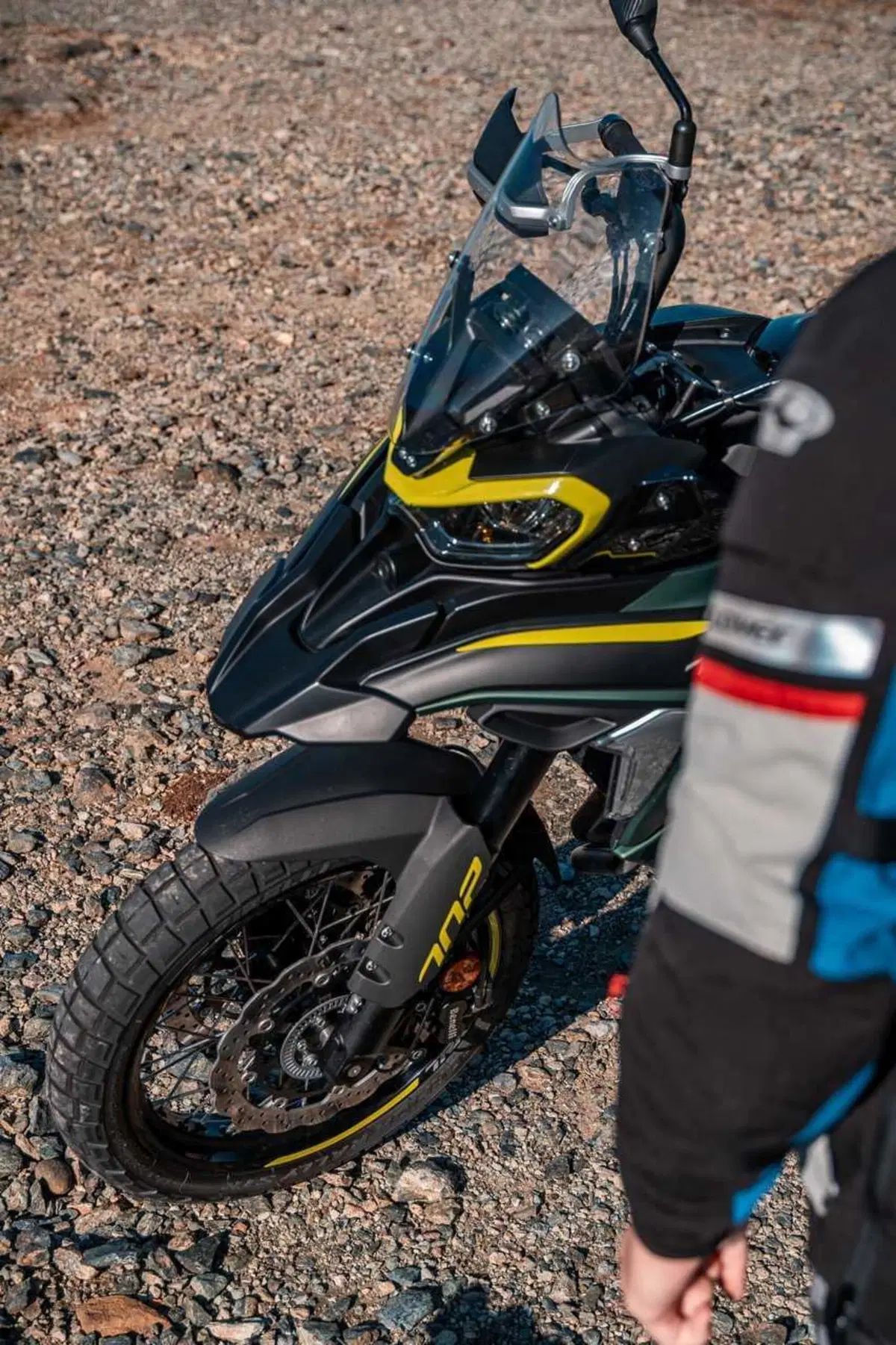 Scambieresti una BMW R 1300 GS con tre Benelli TRK 702X? Comparativa tra le due best-seller! [VIDEO] (107)