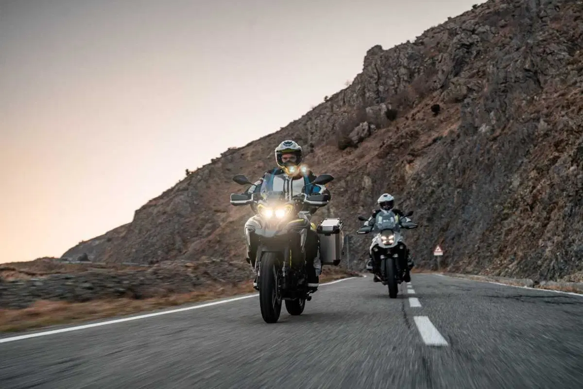 Scambieresti una BMW R 1300 GS con tre Benelli TRK 702X? Comparativa tra le due best-seller! [VIDEO] (127)