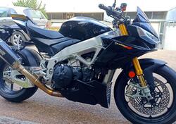 Aprilia Tuono V4 Factory (2021 - 24) usata