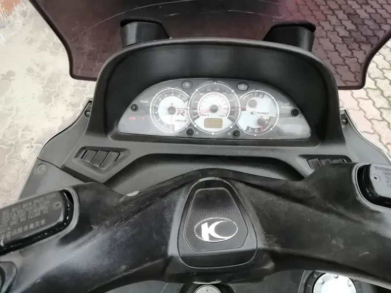 Kymco Xciting 500 i (2007 - 11) (3)