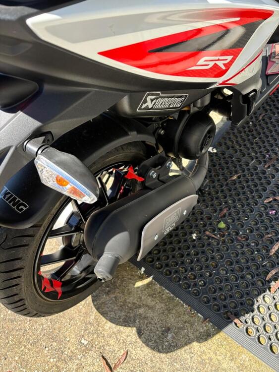 Aprilia SR 50 Motard 2T (2018 - 20) (3)