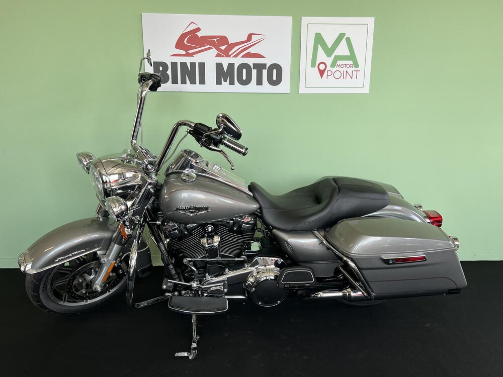 Harley-Davidson 107 Road King Classic (2017 - 18) - FLHRC (5)