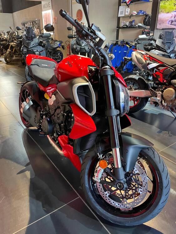 Ducati Diavel V4 (2023 - 25) (5)