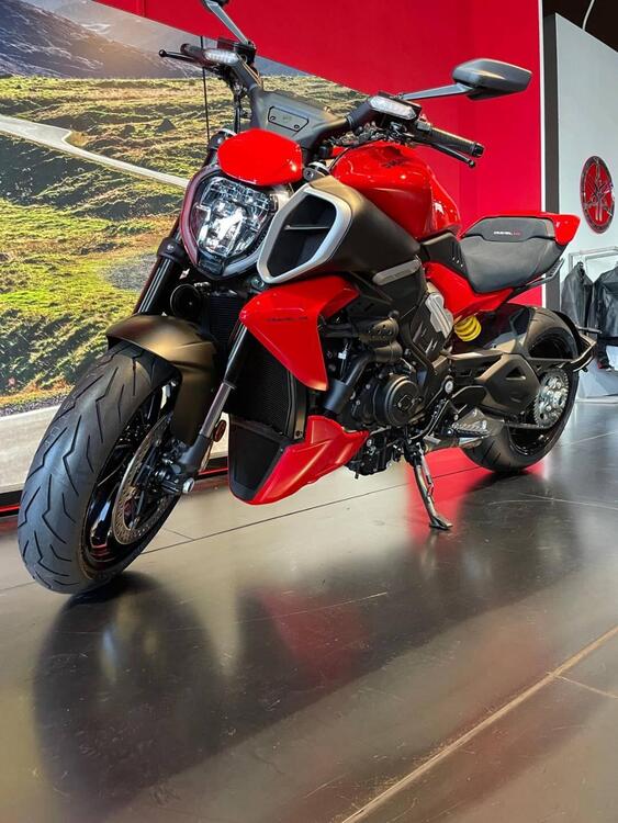 Ducati Diavel V4 (2023 - 25)