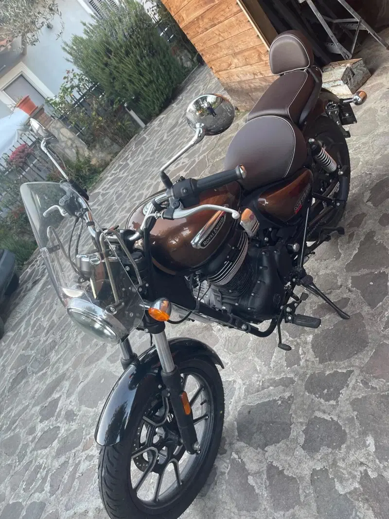 Royal Enfield Meteor 350 (2021 - 26)