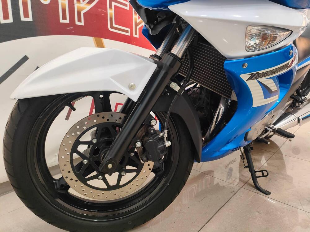 Suzuki Inazuma 250 F (2015 - 16) (5)