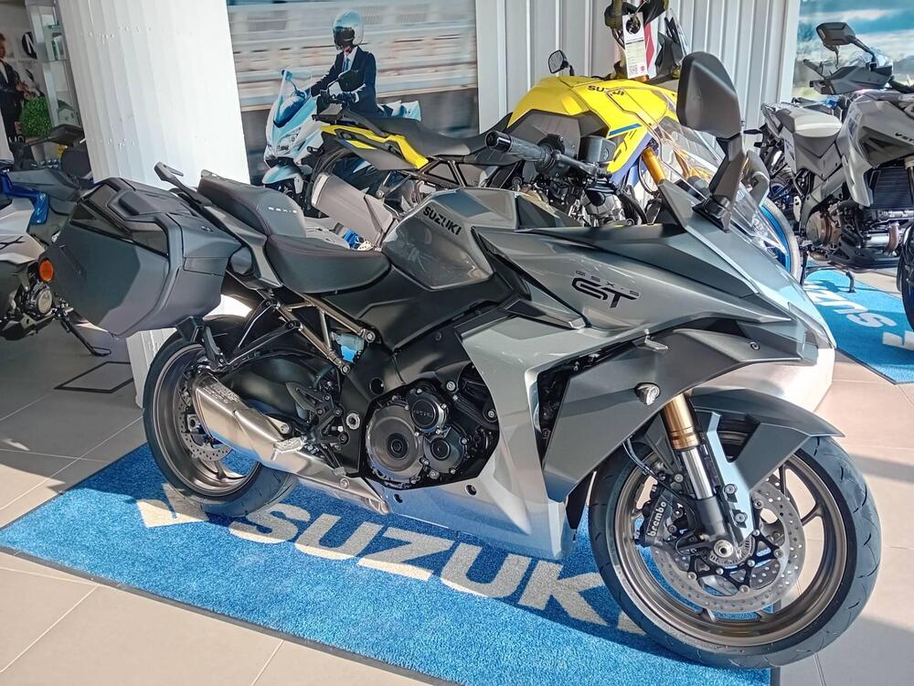 Suzuki GSX-S1000GT (2025)
